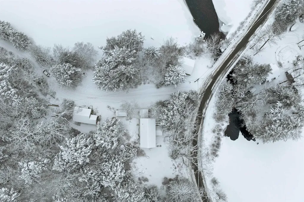 3 Wilderness Trail Harrisville NH 03450