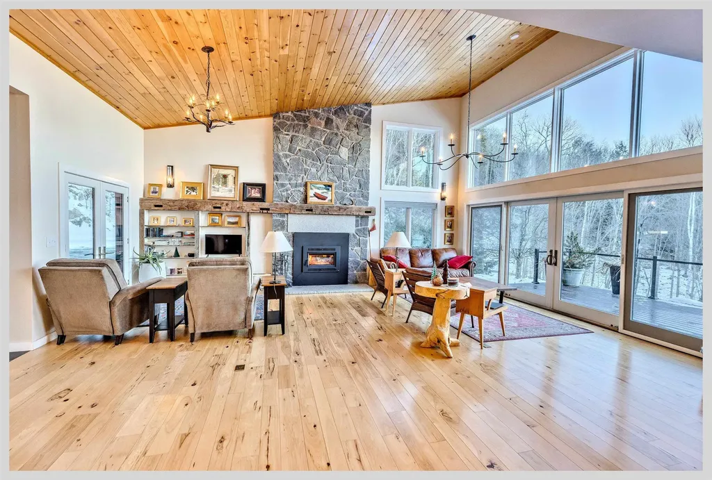 21 Quarry Road Campton NH 03223