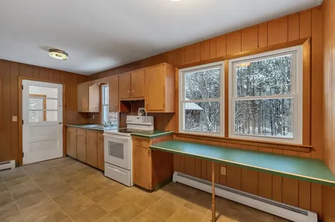 25 Cofran Avenue Northfield NH 03276