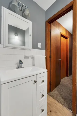 25 Cofran Avenue Northfield NH 03276