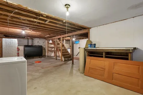 25 Cofran Avenue Northfield NH 03276