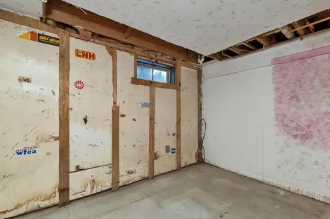 25 Cofran Avenue Northfield NH 03276