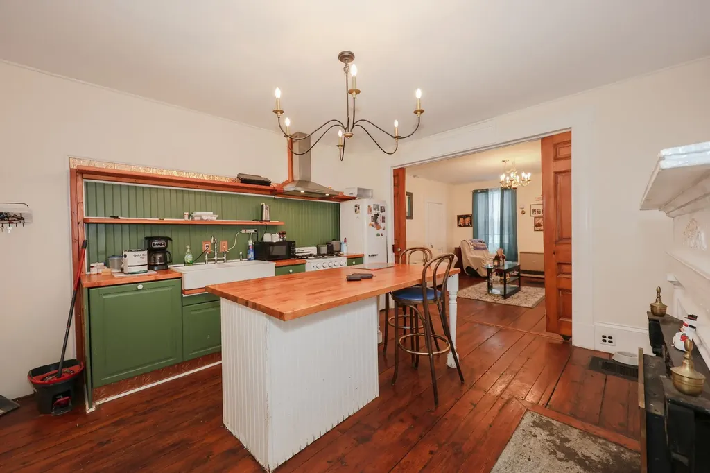 33 Lisbon Road Bath NH 03740