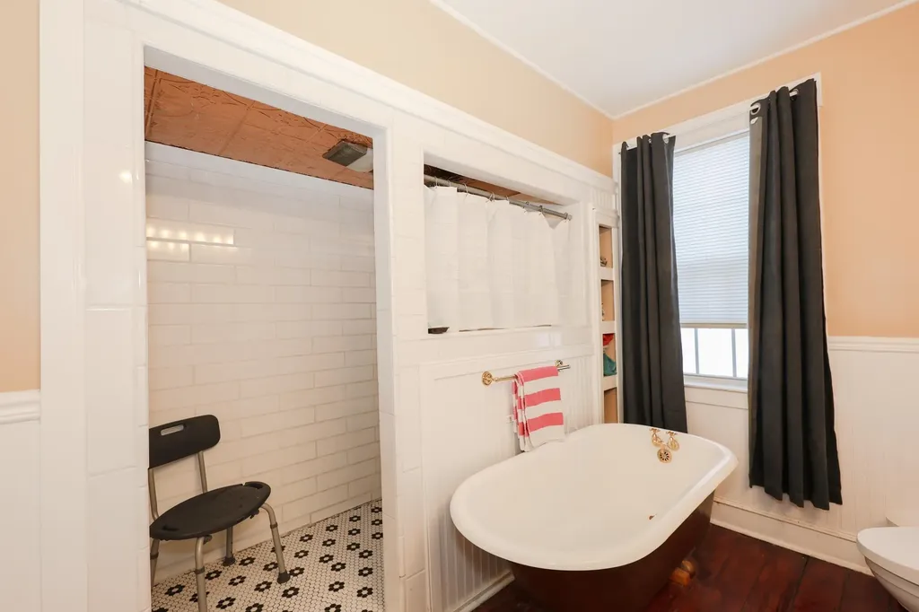 33 Lisbon Road Bath NH 03740