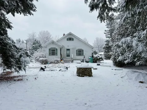 6 Scotland Road Kingston NH 03848