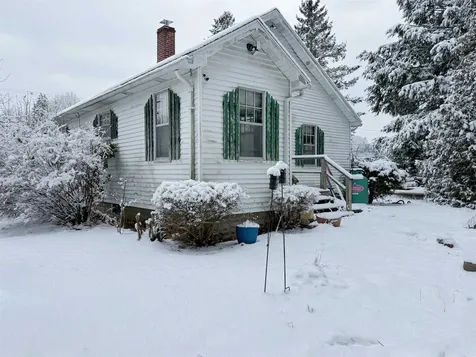 6 Scotland Road Kingston NH 03848