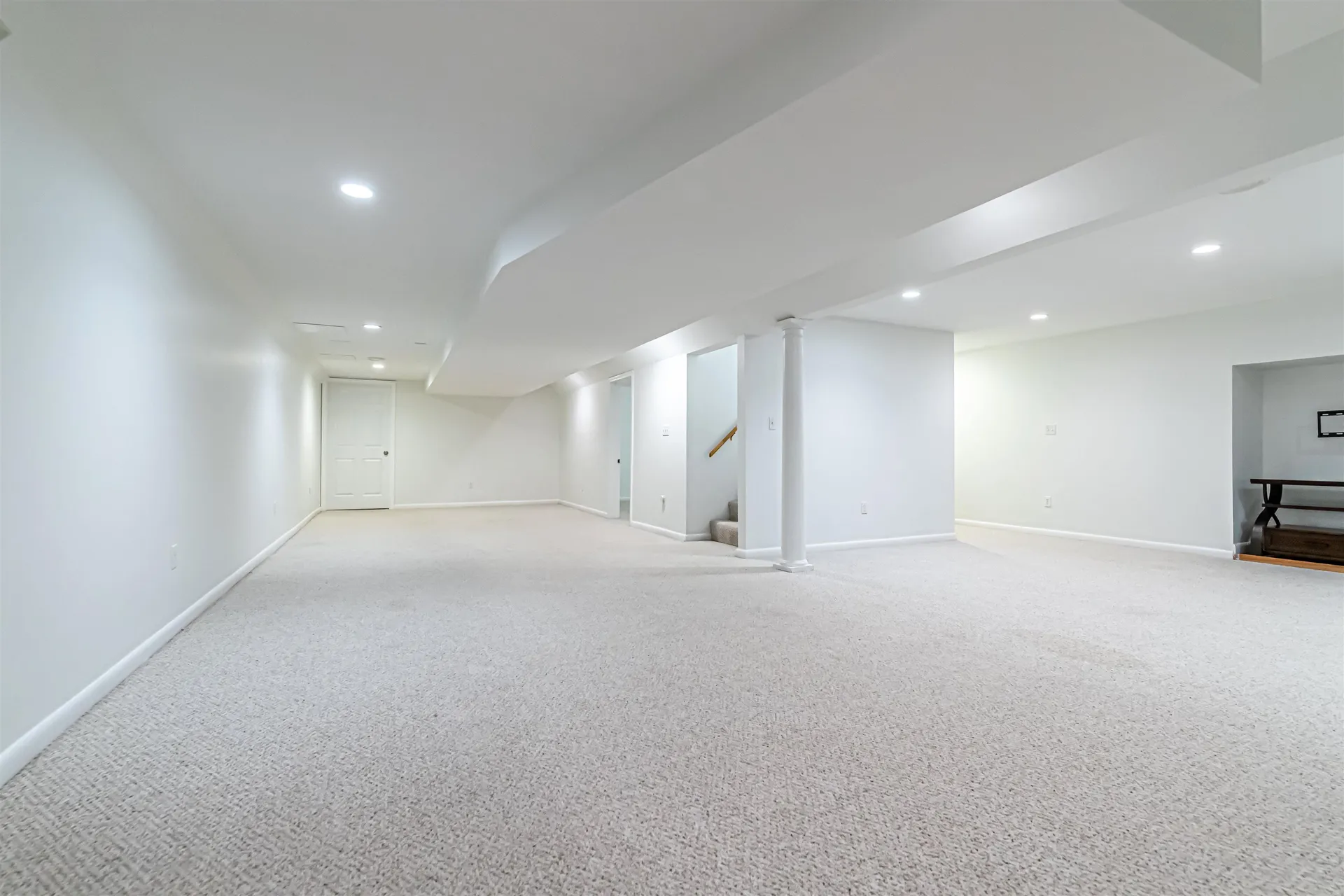 11 Lojko Drive Nashua NH 03062