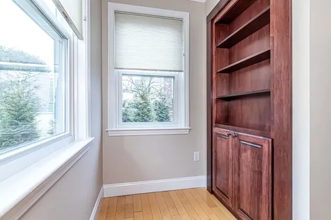 11 Lojko Drive Nashua NH 03062