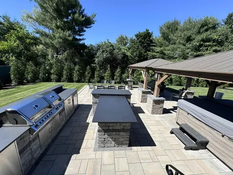 11 Lojko Drive Nashua NH 03062