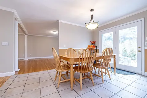 11 Lojko Drive Nashua NH 03062