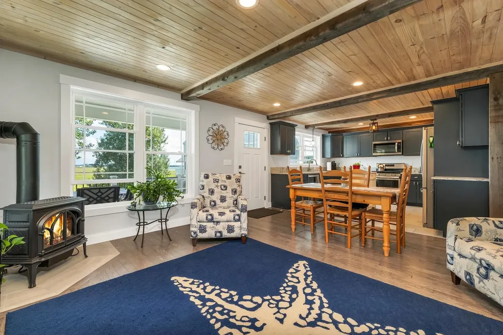 190 Island Path Hampton NH 03842