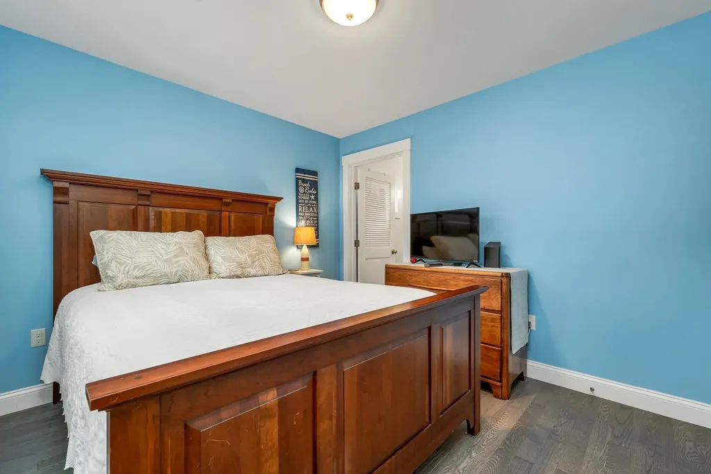 190 Island Path Hampton NH 03842