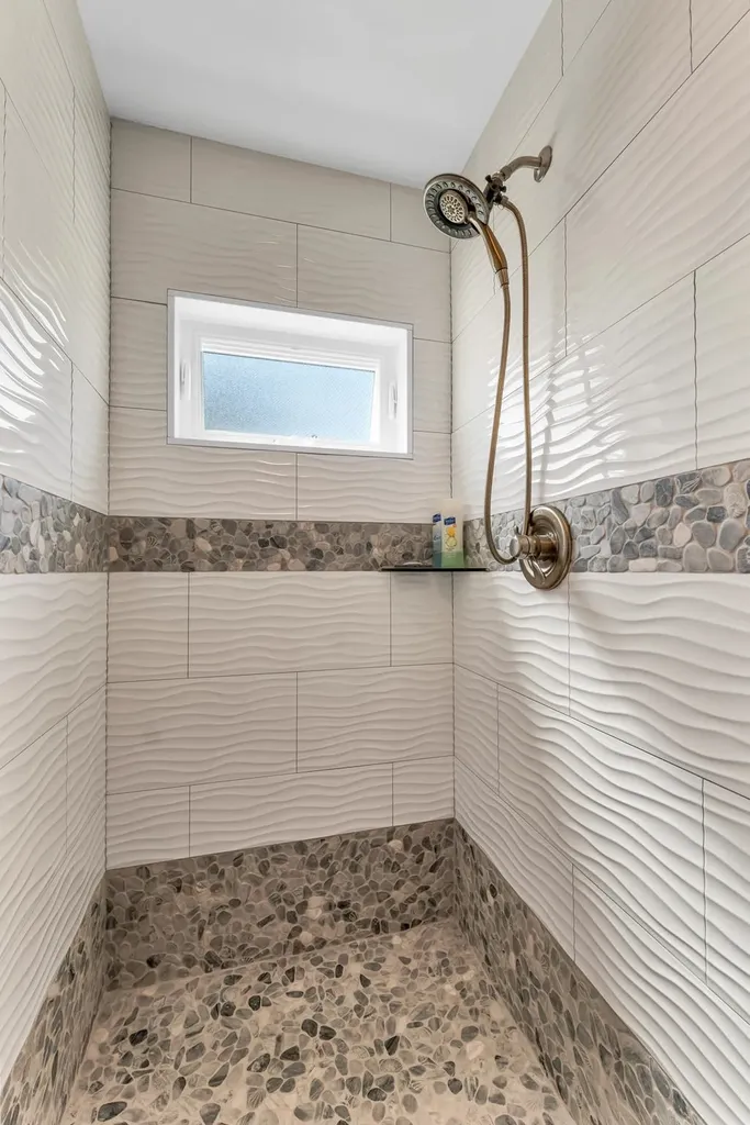 190 Island Path Hampton NH 03842