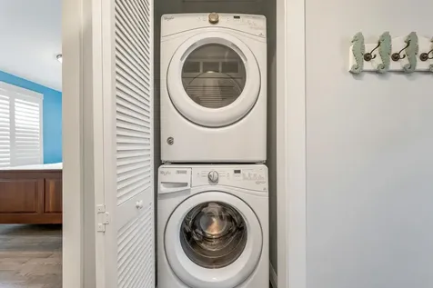 190 Island Path Hampton NH 03842