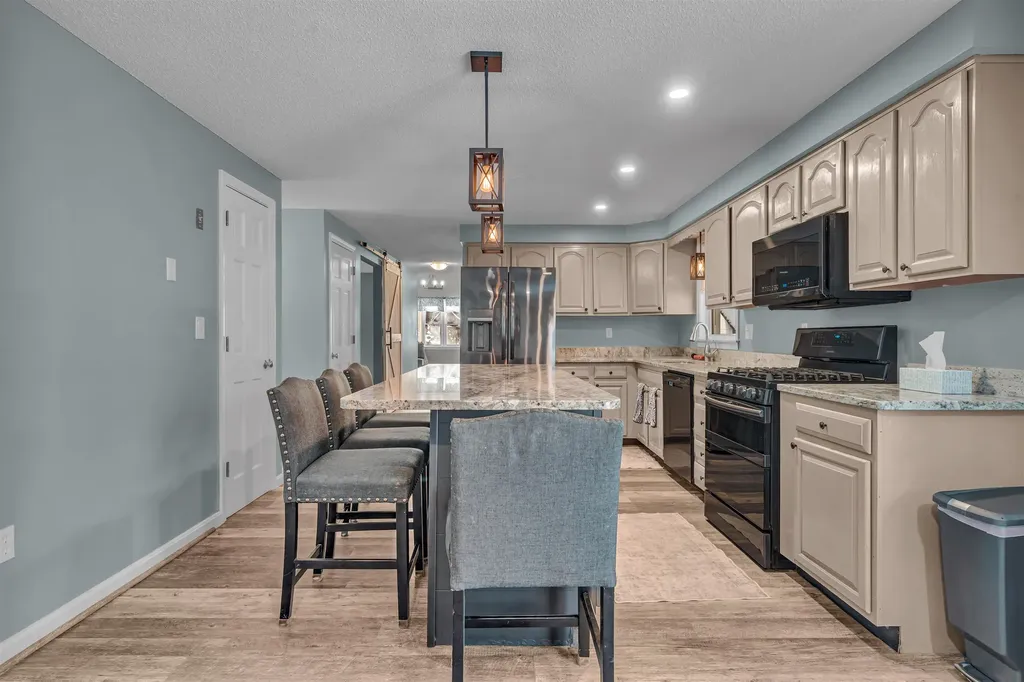 22 Parker Drive Merrimack NH 03054