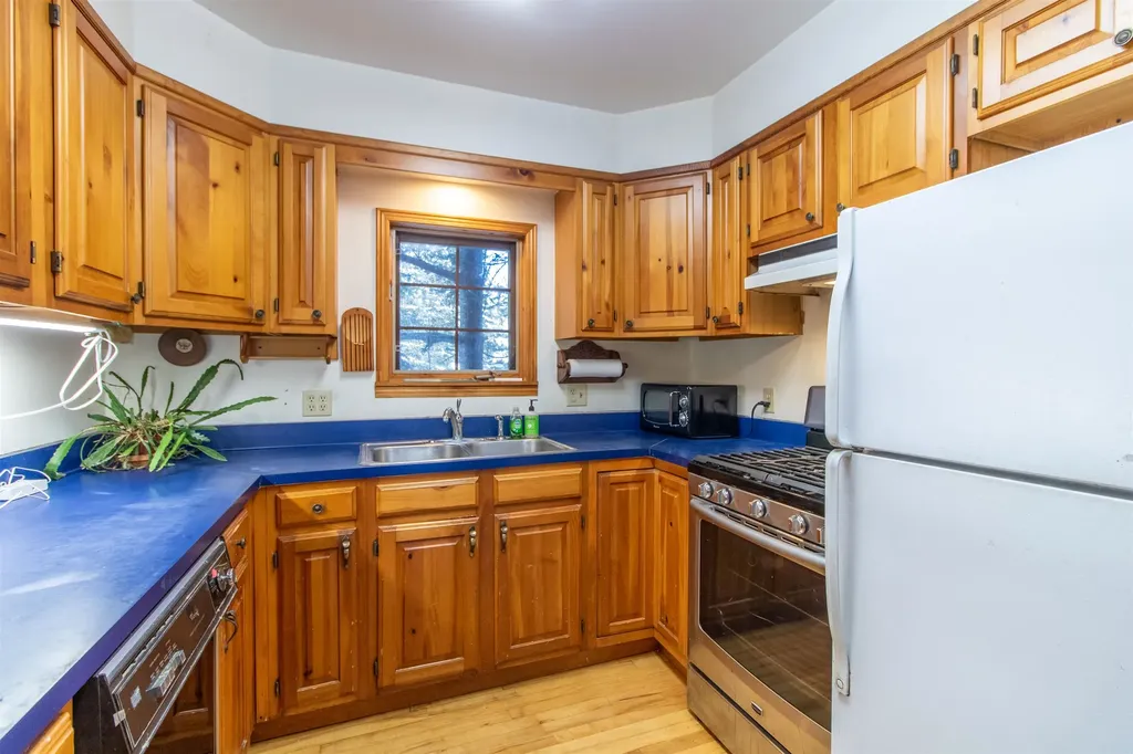 114 Orchard Road Burke VT 05832