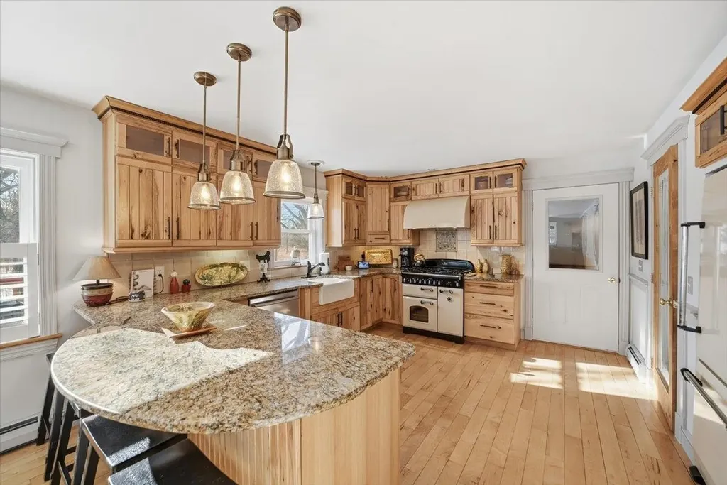 60 Holiday Point Road North Hero VT 05474