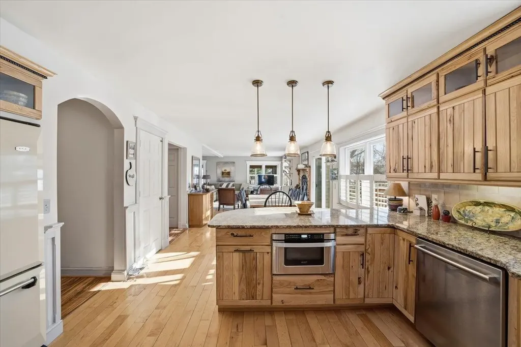 60 Holiday Point Road North Hero VT 05474