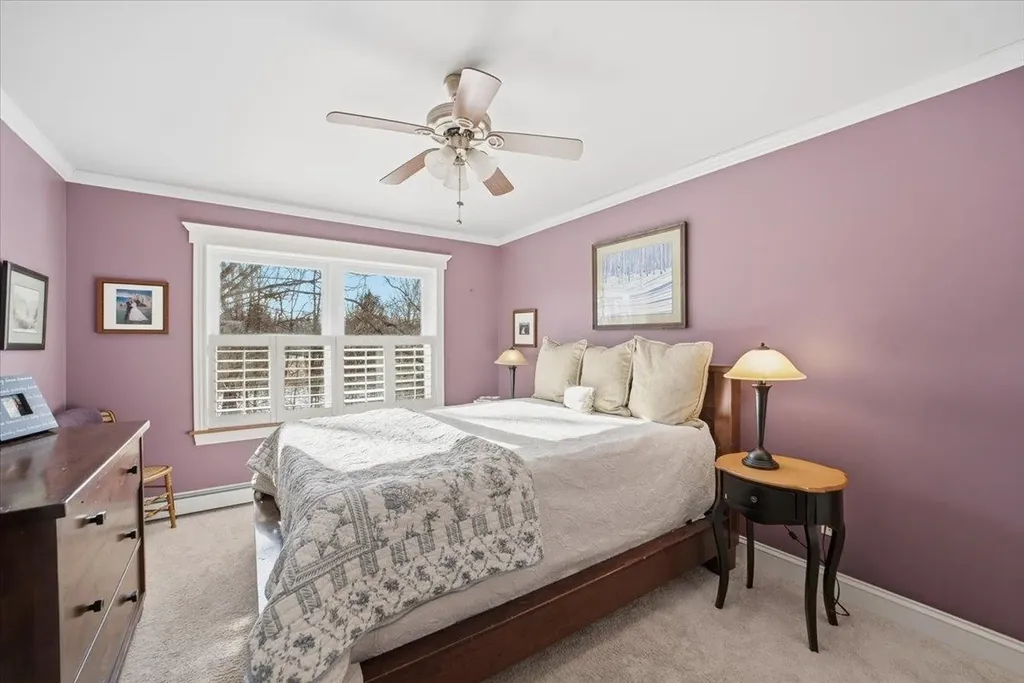 60 Holiday Point Road North Hero VT 05474