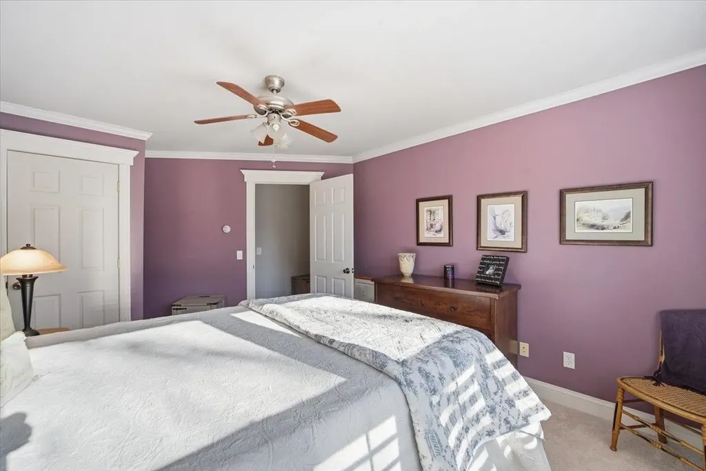 60 Holiday Point Road North Hero VT 05474