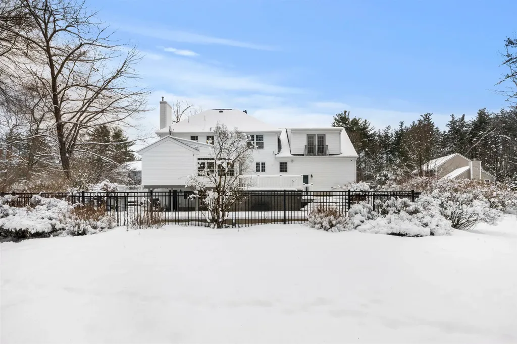 37 Sarah Drive Merrimack NH 03054