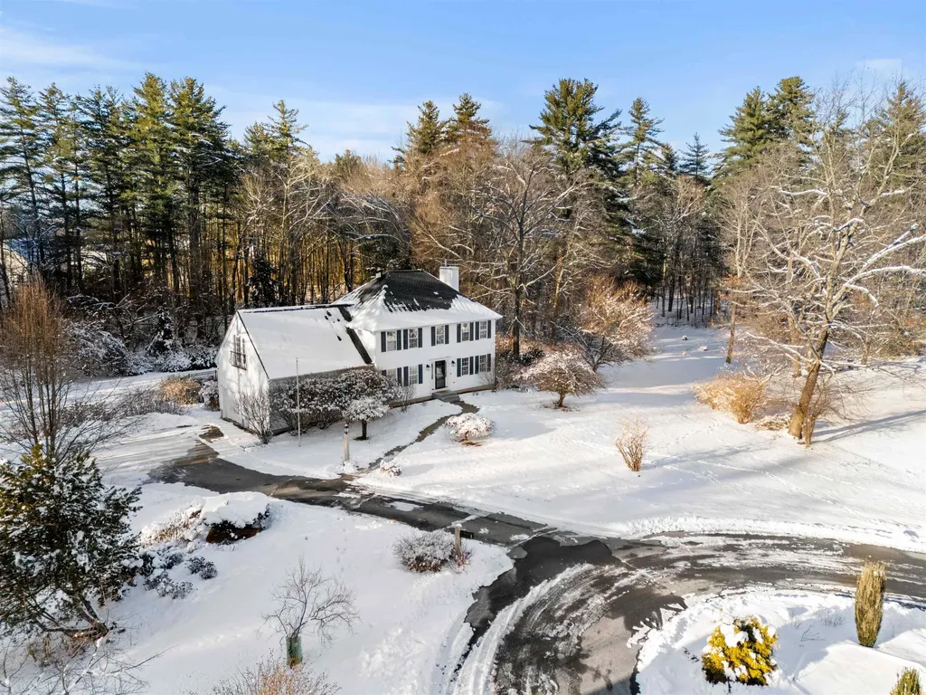 37 Sarah Drive Merrimack NH 03054