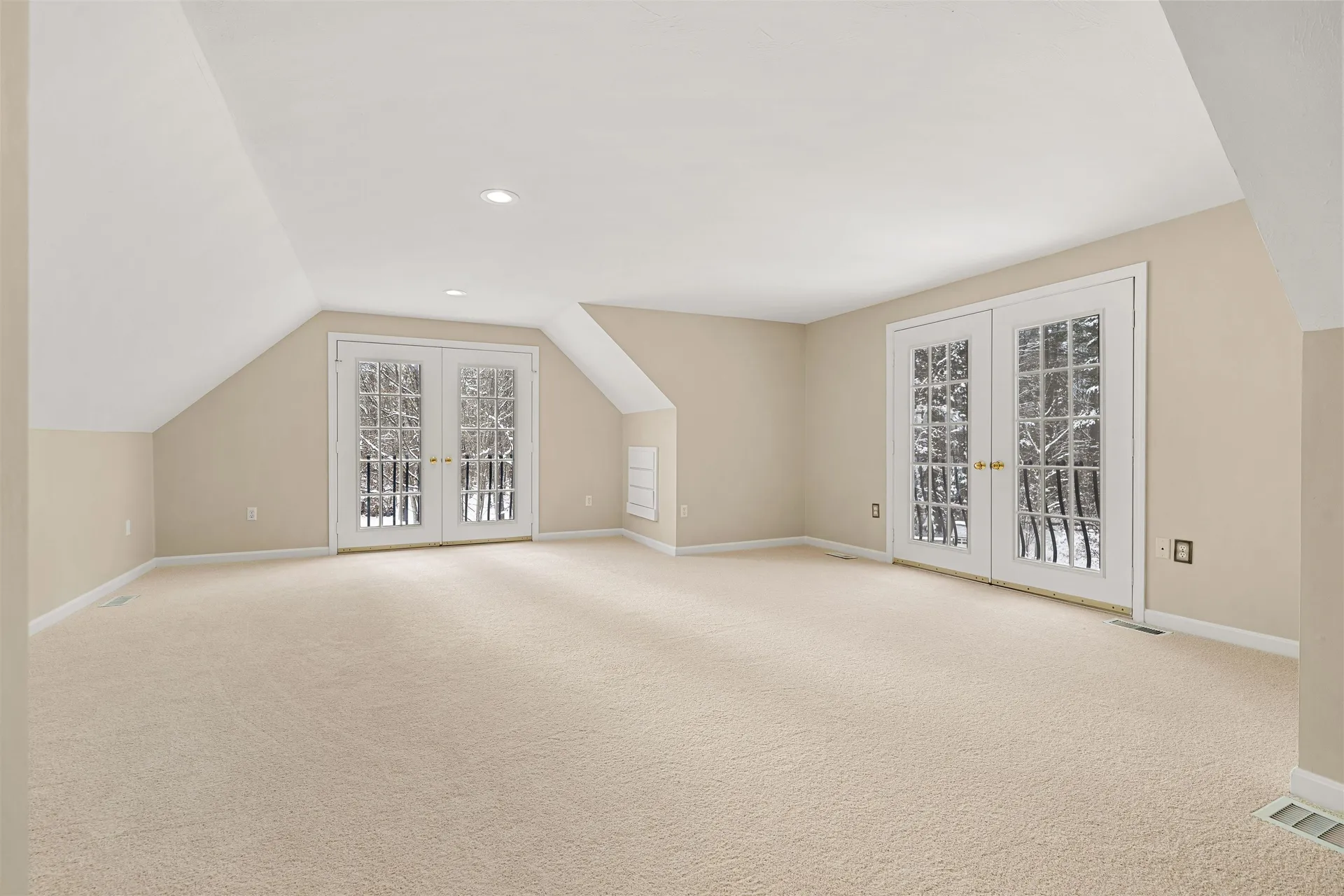 37 Sarah Drive Merrimack NH 03054