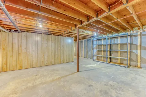 22 Winter Street Littleton NH 03561