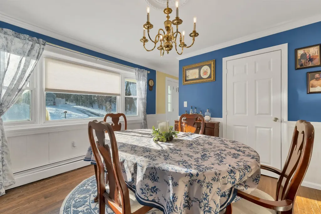 9 Barkland Drive Derry NH 03038