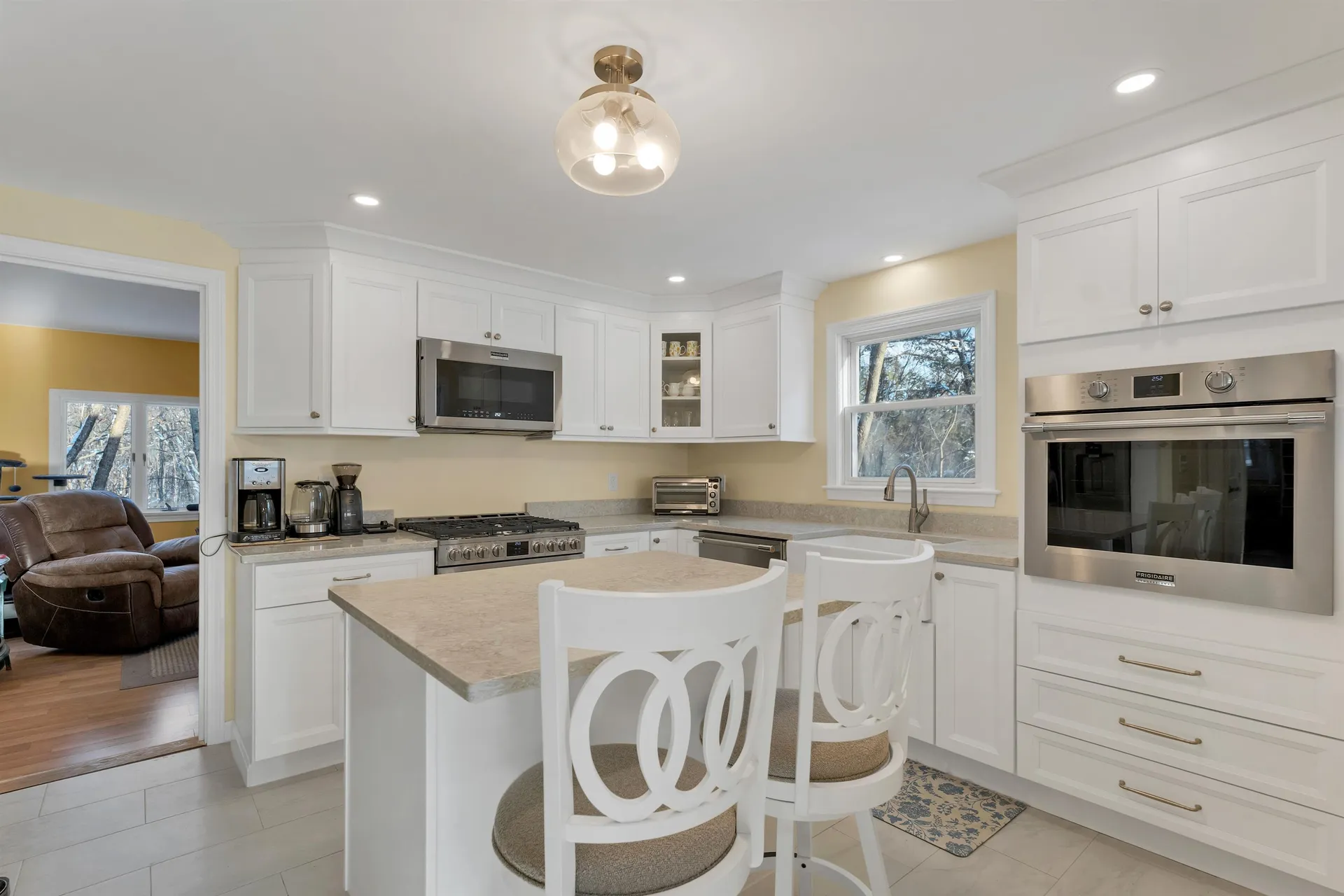 9 Barkland Drive Derry NH 03038