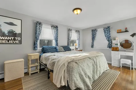 9 Barkland Drive Derry NH 03038