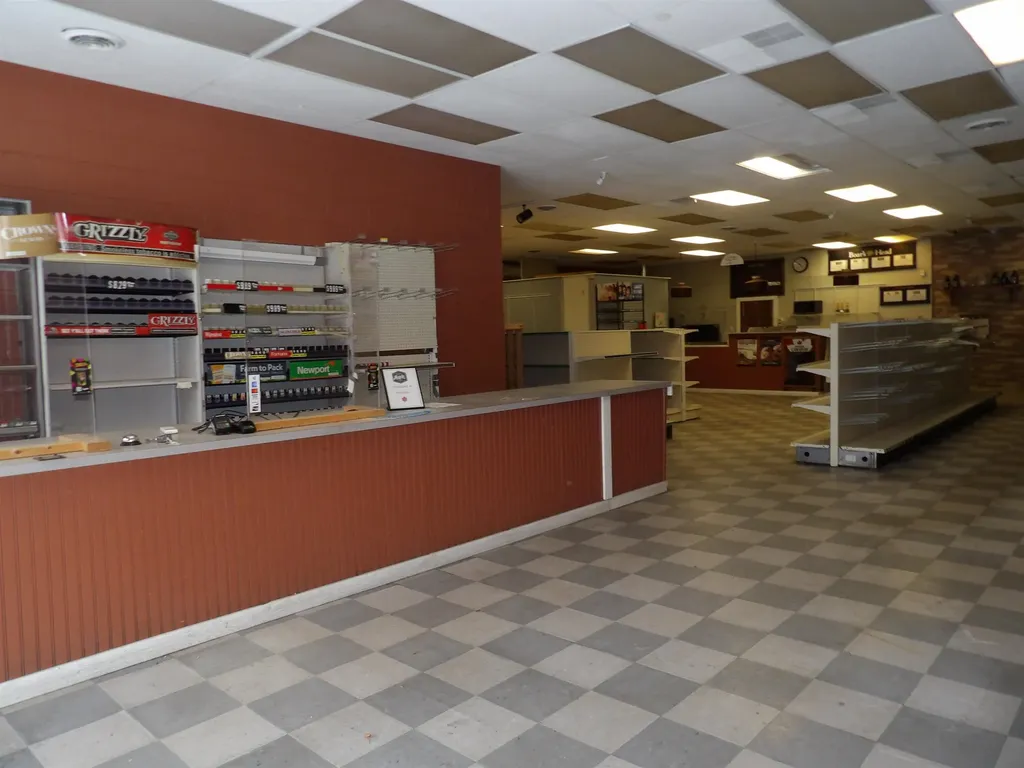 206 Main Street Poultney VT 05764