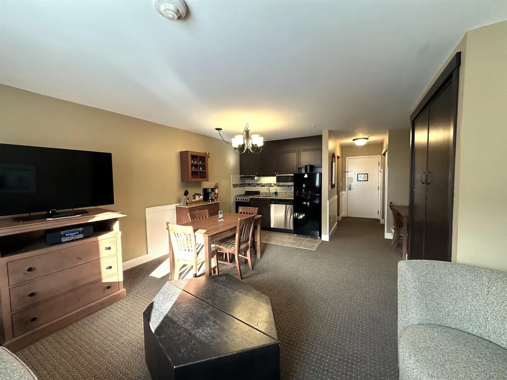 217, Qtr 2 89 Grand Summit Way Dover VT 05356