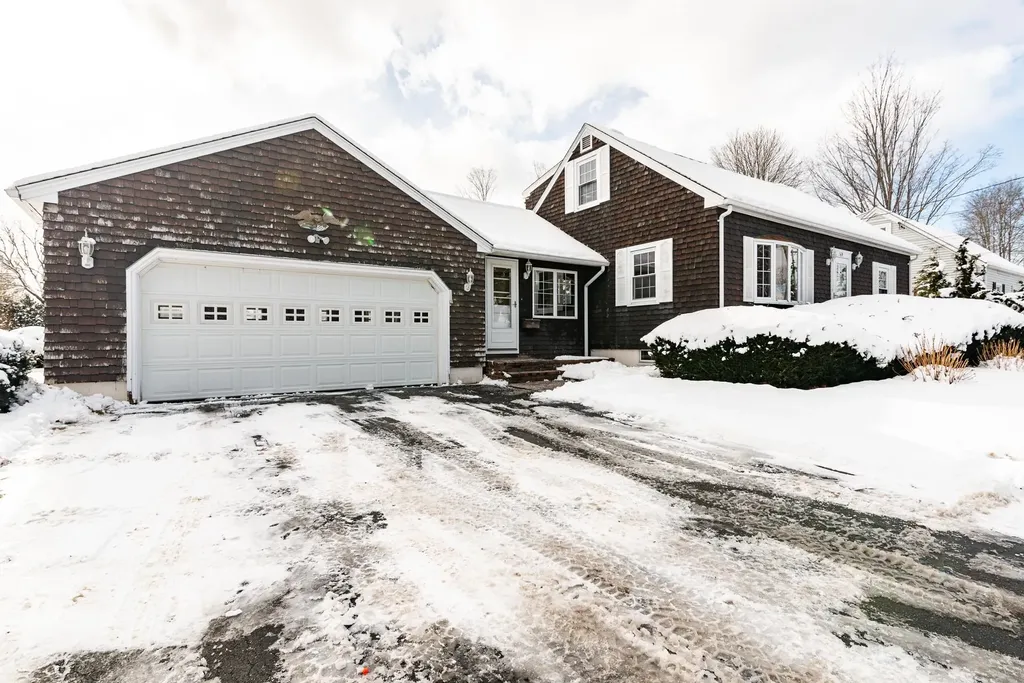169 Henry Law Avenue Dover NH 03820