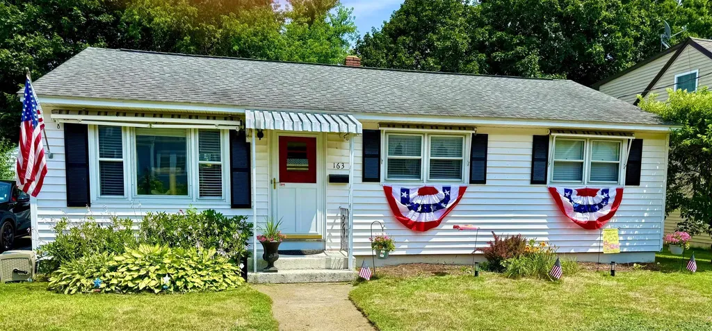 163 Tolles Street Nashua NH 03064