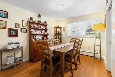 163 Tolles Street Nashua NH 03064