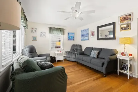 163 Tolles Street Nashua NH 03064