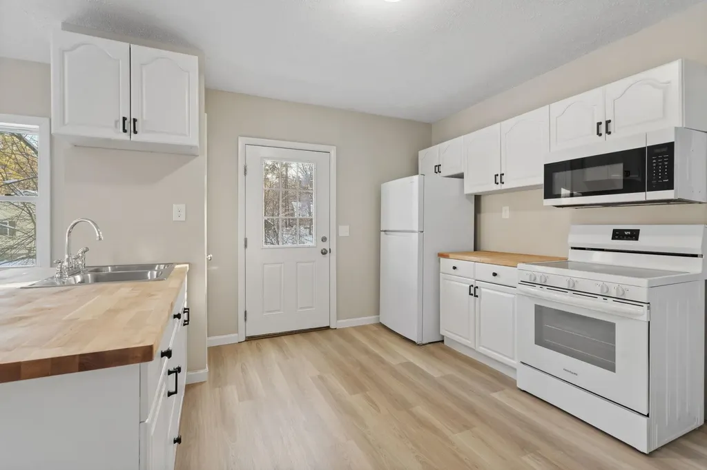 222 Milton Road Rochester NH 03868