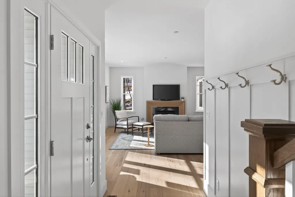 22 Winni Farm Road Gilford NH 03249