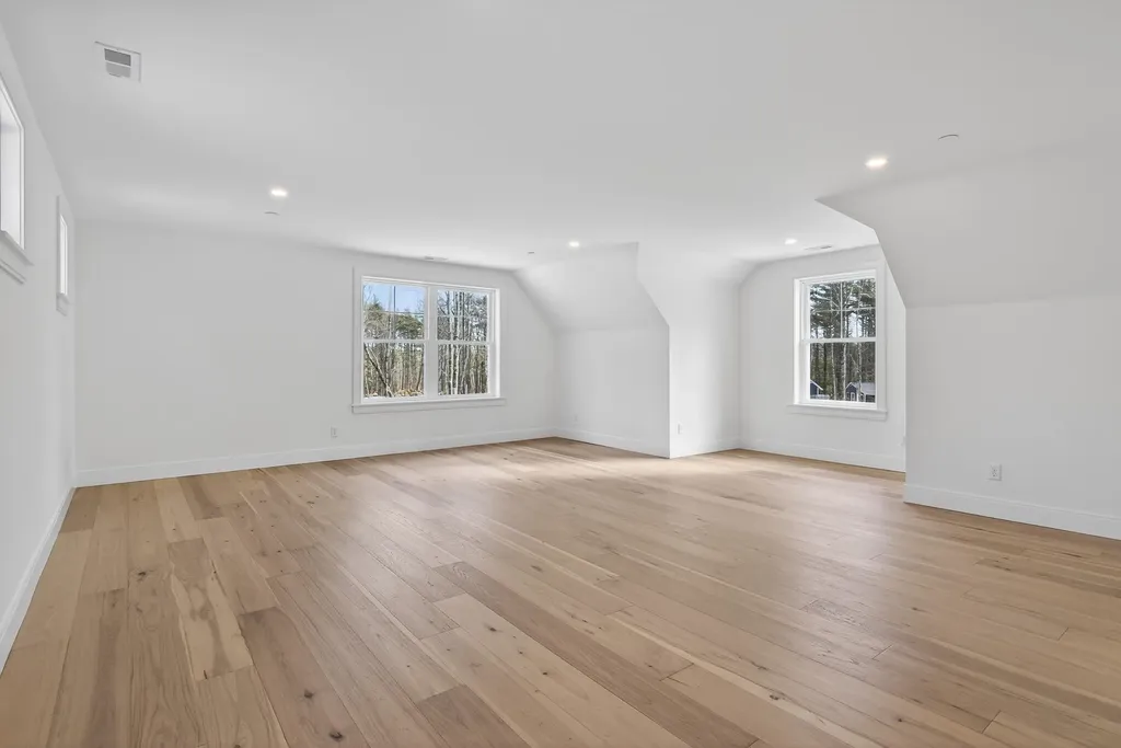 22 Winni Farm Road Gilford NH 03249