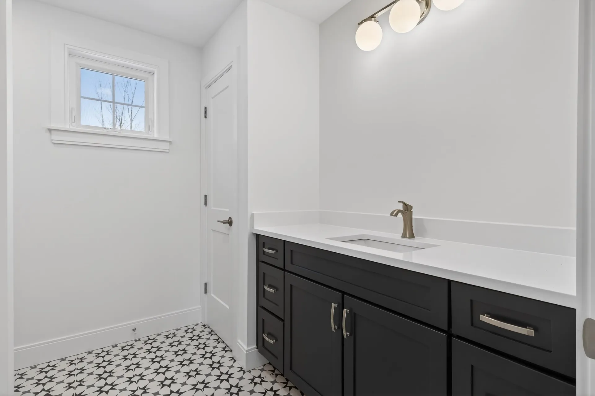 22 Winni Farm Road Gilford NH 03249