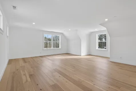 22 Winni Farm Road Gilford NH 03249