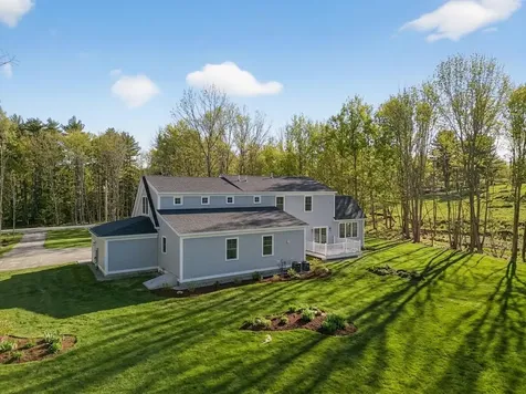 22 Winni Farm Road Gilford NH 03249