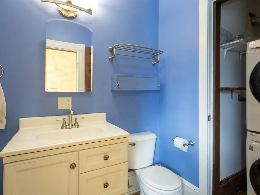 1304 North Avenue Burlington VT 05408