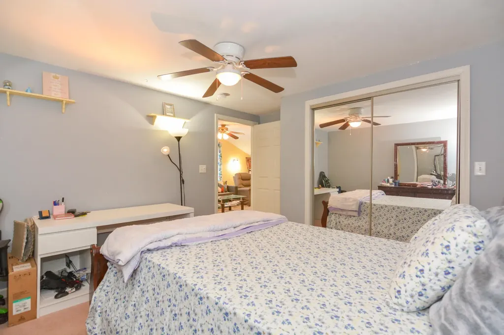 14 Millbrook Drive Nashua NH 03062