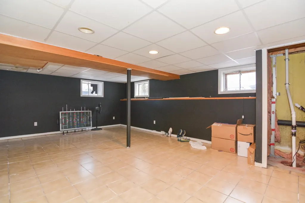 14 Millbrook Drive Nashua NH 03062