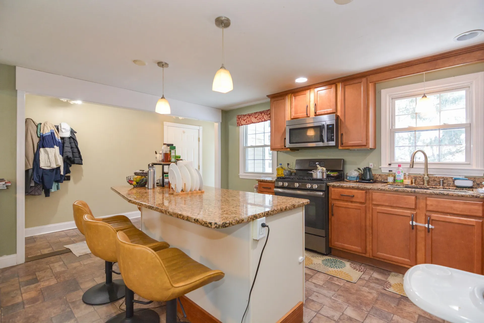 14 Millbrook Drive Nashua NH 03062