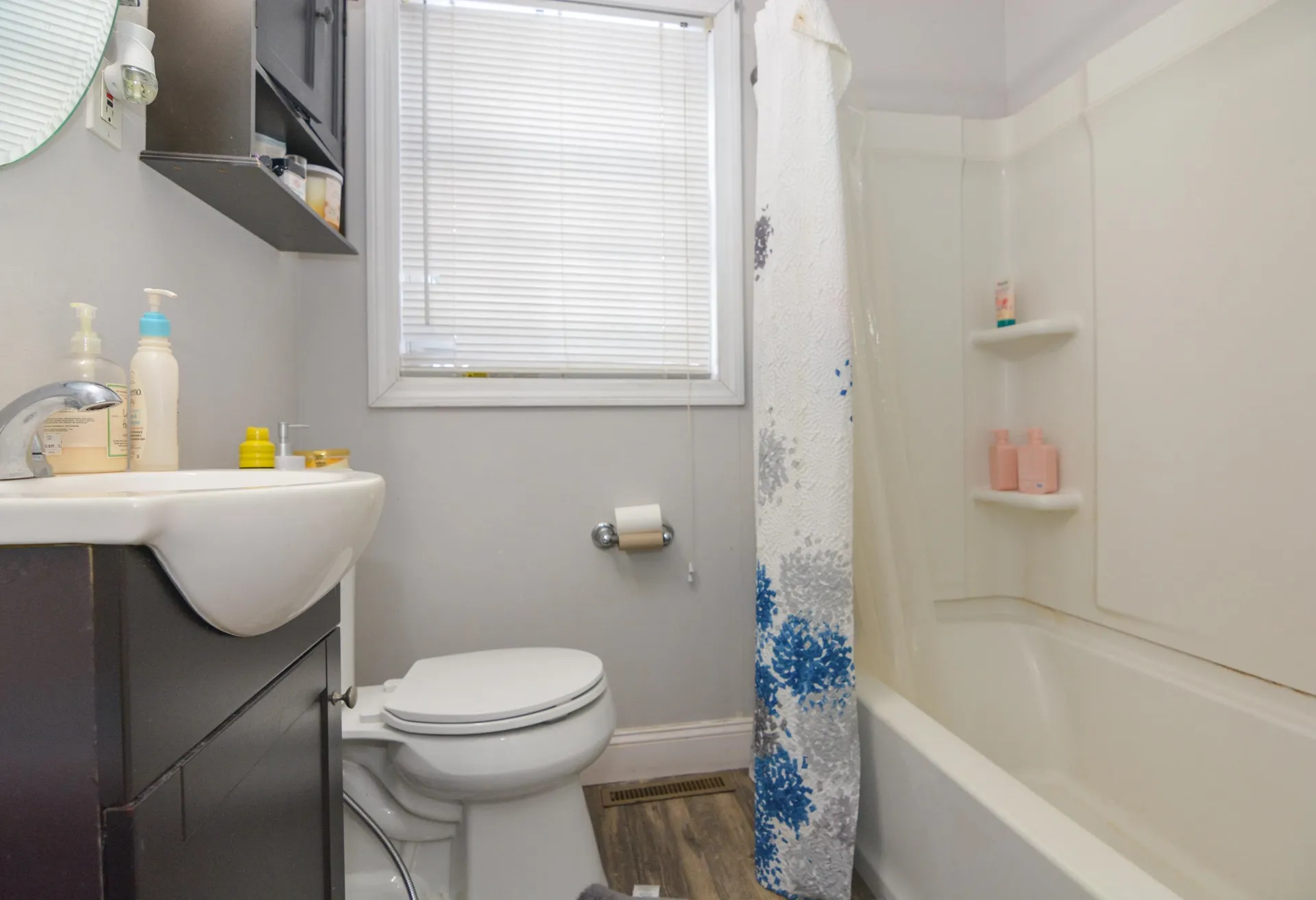 14 Millbrook Drive Nashua NH 03062