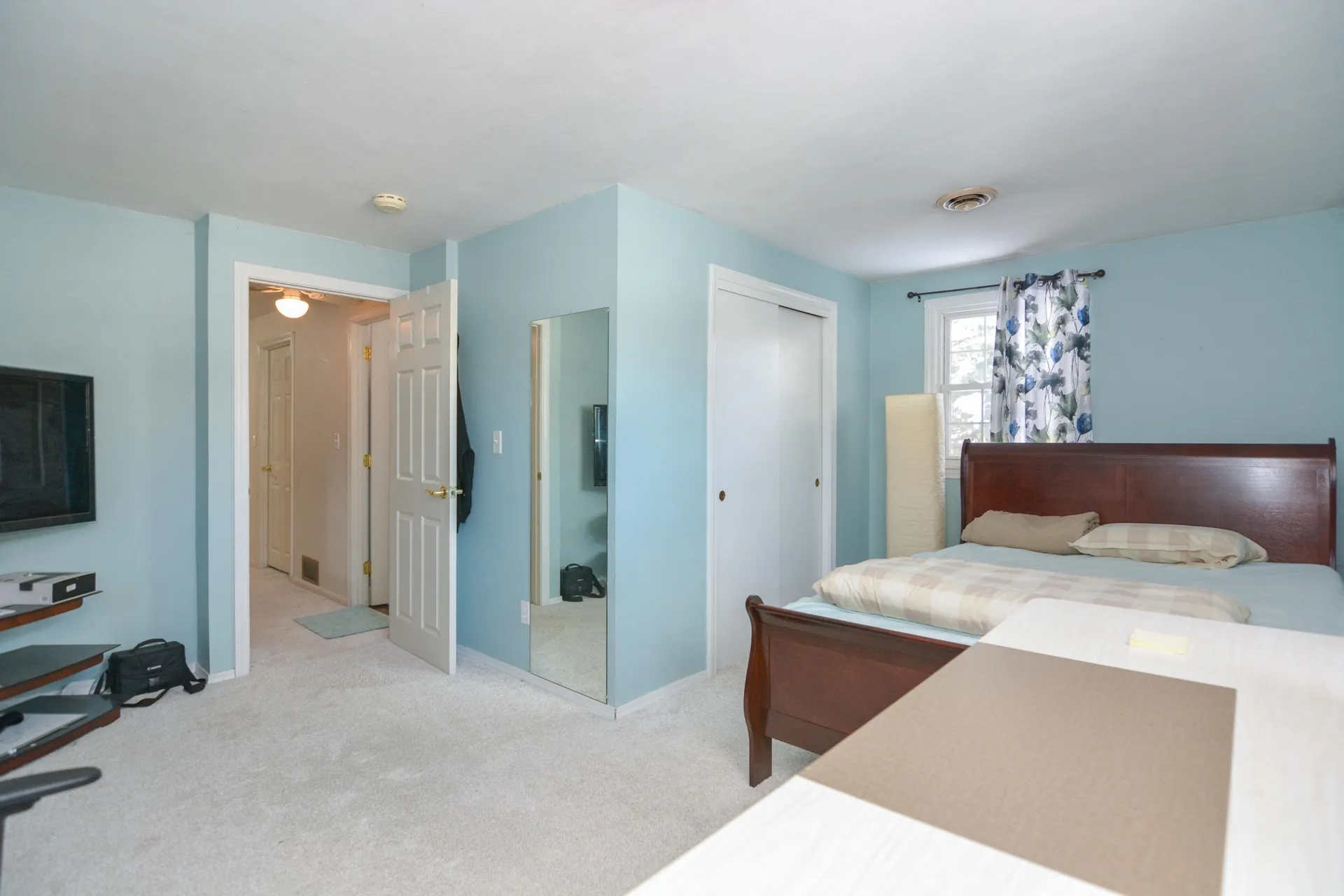 14 Millbrook Drive Nashua NH 03062