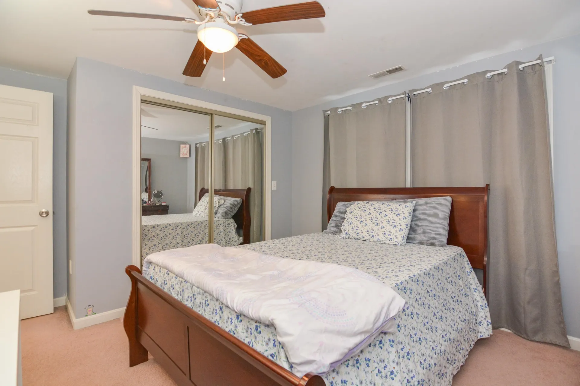 14 Millbrook Drive Nashua NH 03062